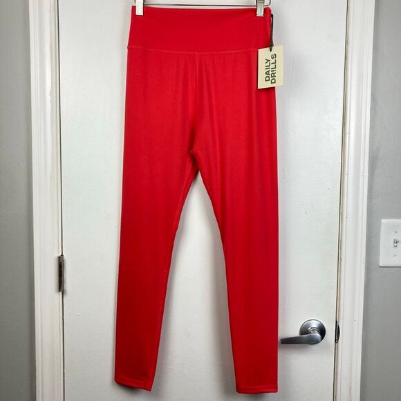 NWT Daily Drills Go! Drills Red Activewear Sport Athletic Leggings in Heart XL - Picture 2 of 10